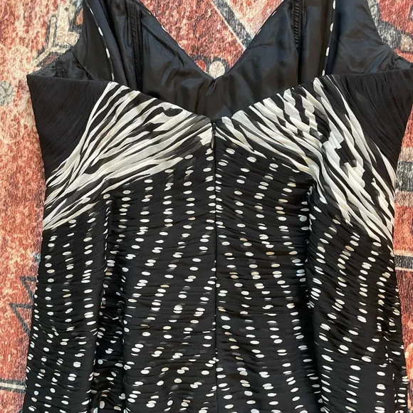 VTG 100% SILK Formal Elegant Black and White Women's Dress - Picture 11 of 12